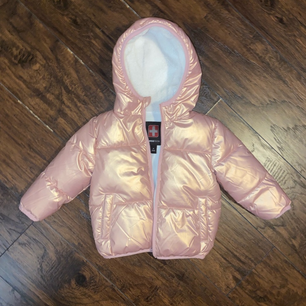 2T Swiss Tech Shiny Pink Puffer Jacket with Soft Cream Lining